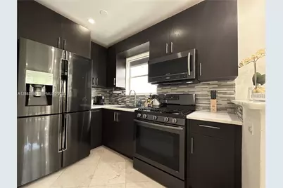 900 Jefferson Ave #9, Miami Beach, FL 33139 - Photo 9