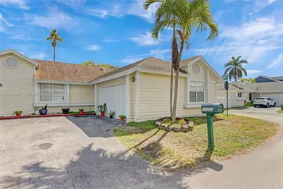 10125 SW 139th Pl, Miami, FL 33186 - Photo 1