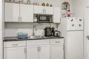 10125 SW 139th Pl, Miami, FL 33186 - Photo 21