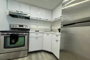 4550 NW 9th St, Miami, FL 33126 - Photo 3
