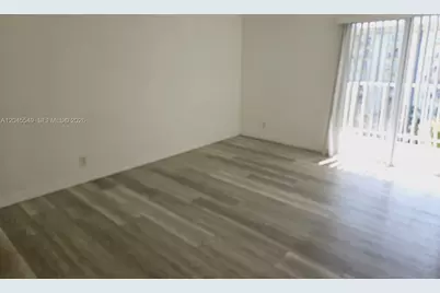 4550 NW 9th St #709E, Miami, FL 33126 - Photo 7