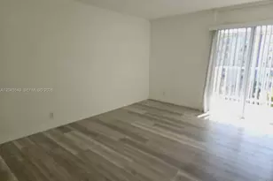 4550 NW 9th St, Miami, FL 33126 - Photo 7