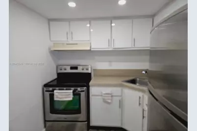 4550 NW 9th St #709E, Miami, FL 33126 - Photo 1