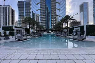 851 NE 1st Ave, Miami, FL 33132 - Photo 17