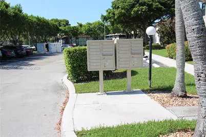 9459 W McNab Rd #215, Tamarac, FL 33321 - Photo 5