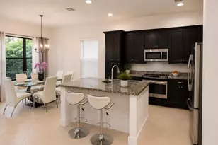3209 W 98th Pl, Hialeah, FL 33018 - Photo 7