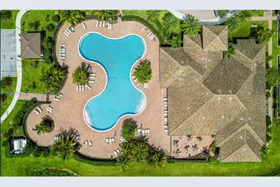 3209 W 98th Pl, Hialeah, FL 33018 - Photo 25