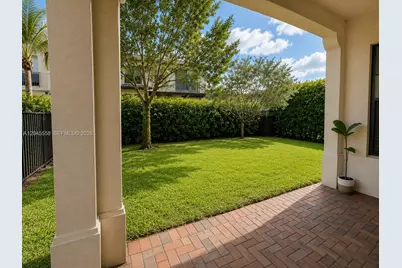 3209 W 98th Pl, Hialeah, FL 33018 - Photo 31