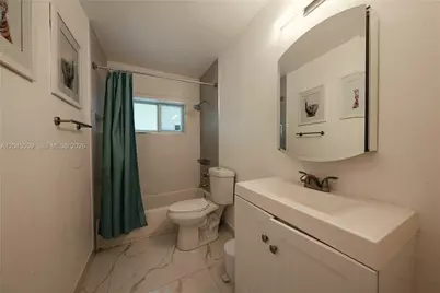 7304 McKinley St, Hollywood, FL 33024 - Photo 9