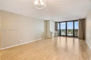 2301 S Ocean Dr, Hollywood, FL 33019 - Photo 3