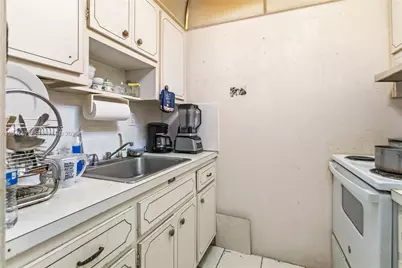 1790 79th St Cswy #B303, North Bay Village, FL 33141 - Photo 11