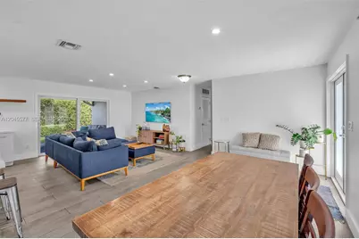 1807 SW 102nd Pl, Miami, FL 33165 - Photo 9