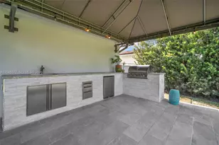 1807 SW 102nd Pl, Miami, FL 33165 - Photo 37