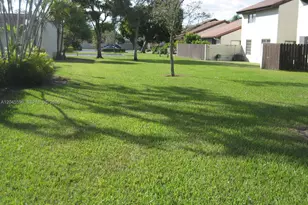 9124 SW 112th Ct, Miami, FL 33176 - Photo 11