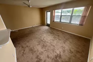 391 Windsor Q, West Palm Beach, FL 33417 - Photo 7