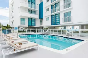 7600 Collins Ave, Miami Beach, FL 33141 - Photo 25