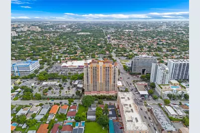 3232 SW 22nd Ter #804, Miami, FL 33145 - Photo 3