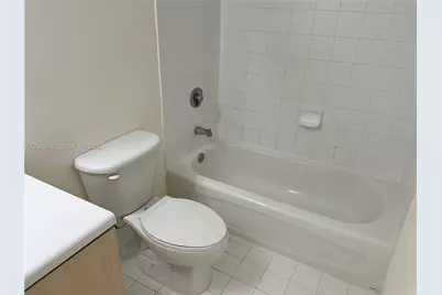 3000 Coral Way #1402, Miami, FL 33145 - Photo 9