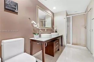 485 Brickell Ave, Miami, FL 33131 - Photo 17