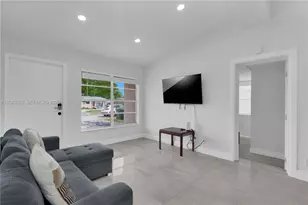 1016 SW 22nd Terrace, Fort Lauderdale, FL 33312 - Photo 7