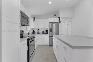 1016 SW 22nd Terrace, Fort Lauderdale, FL 33312 - Photo 15