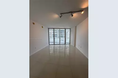 495 Brickell Ave #3106, Miami, FL 33131 - Photo 9