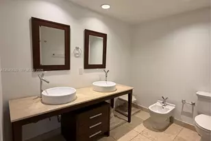 495 Brickell Ave, Miami, FL 33131 - Photo 17