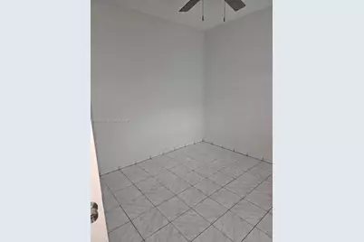 215 30th St #22, Miami Beach, FL 33140 - Photo 19