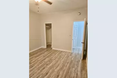 215 30th St #22, Miami Beach, FL 33140 - Photo 17