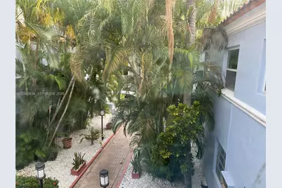 215 30th St #22, Miami Beach, FL 33140 - Photo 21
