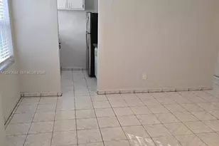 215 30th St, Miami Beach, FL 33140 - Photo 17