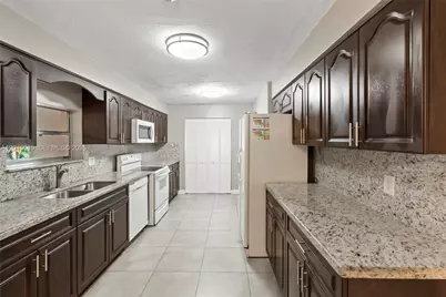 5081 SW 95th Ave #0, Cooper City, FL 33328 - Photo 7