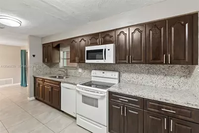5081 SW 95th Ave #0, Cooper City, FL 33328 - Photo 9