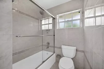 13562 SW 109th Pl, Miami, FL 33176 - Photo 31