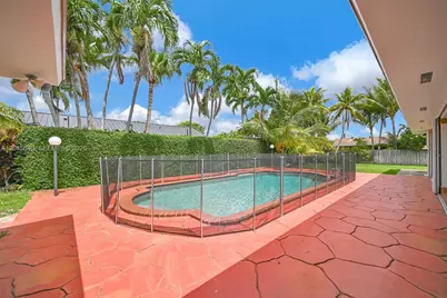 13562 SW 109th Pl, Miami, FL 33176 - Photo 39
