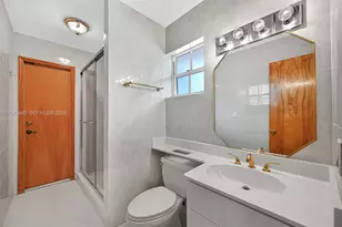 13562 SW 109th Pl, Miami, FL 33176 - Photo 17