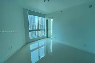 300 S Biscayne Blvd, Miami, FL 33131 - Photo 7