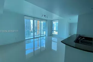 300 S Biscayne Blvd, Miami, FL 33131 - Photo 3