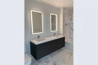 851 NE 1st Ave #2702, Miami, FL 33132 - Photo 15
