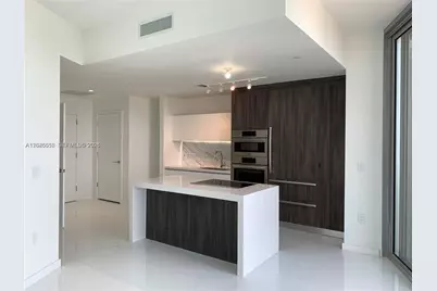 851 NE 1st Ave #2702, Miami, FL 33132 - Photo 3