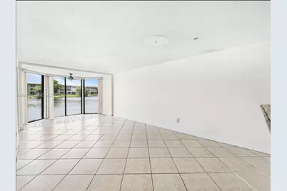 18900 NE 14th Ave #D106, Miami, FL 33179 - Photo 7