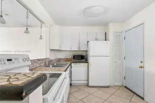 18900 NE 14th Ave, Miami, FL 33179 - Photo 3