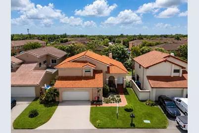 17617 NW 61st Ct N, Hialeah, FL 33015 - Photo 3