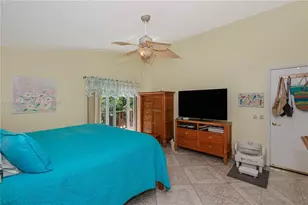 17617 NW 61st Ct N, Hialeah, FL 33015 - Photo 21