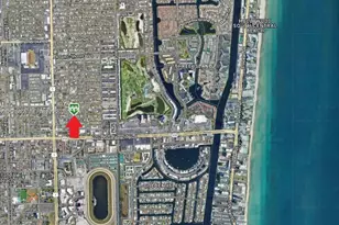 809 NE 2nd St, Hallandale Beach, FL 33009 - Photo 19