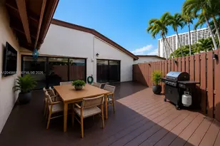 601 Leslie Dr, Hallandale Beach, FL 33009 - Photo 11