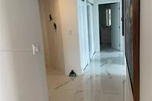 16385 Biscayne Blvd, North Miami Beach, FL 33160 - Photo 25
