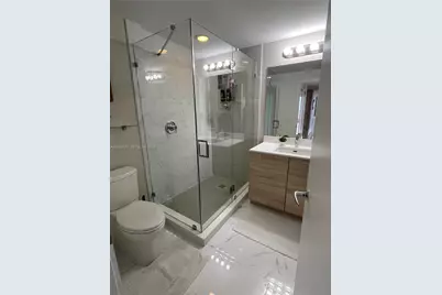 16385 Biscayne Blvd #2601, North Miami Beach, FL 33160 - Photo 29