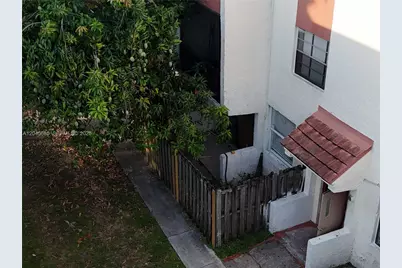 1796 NW 55th Ave #103, Lauderhill, FL 33313 - Photo 3