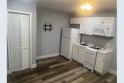 2118 N 19th Ave #1-4, Hollywood, FL 33020 - Photo 9
